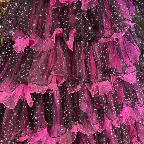 MACDUGGAL PROM BALLGOWN - Picture 3 of 6